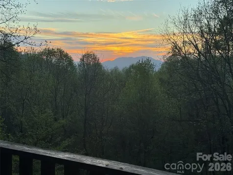 1618 Walnut Creek Road Waynesville NC 28786