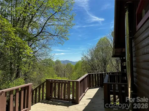 1618 Walnut Creek Road Waynesville NC 28786