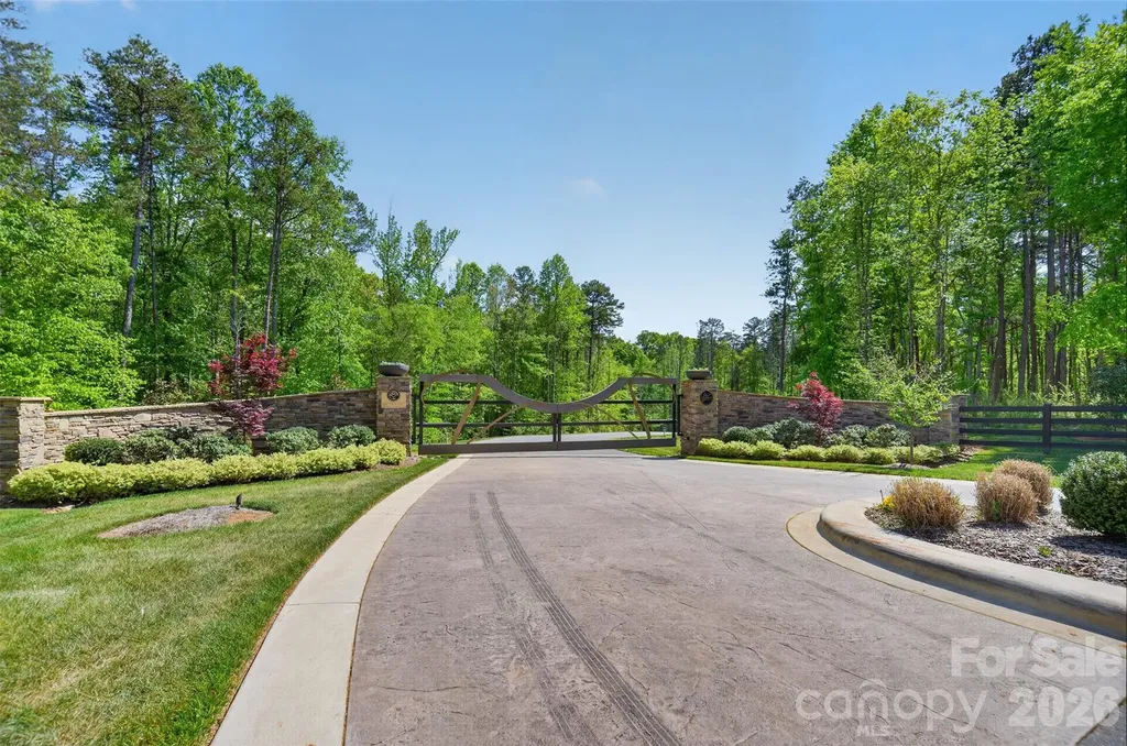 1051 Ventosa Drive Denver NC 28037
