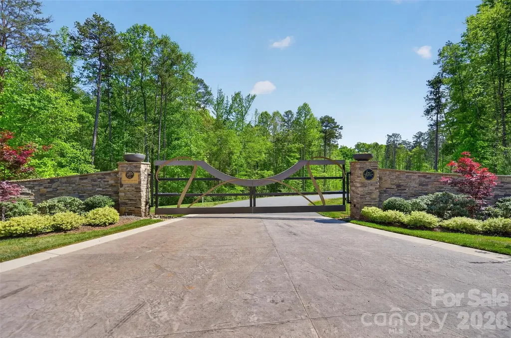 1051 Ventosa Drive Denver NC 28037