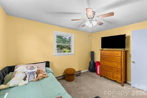 4671 Crystal Street Claremont NC 28610