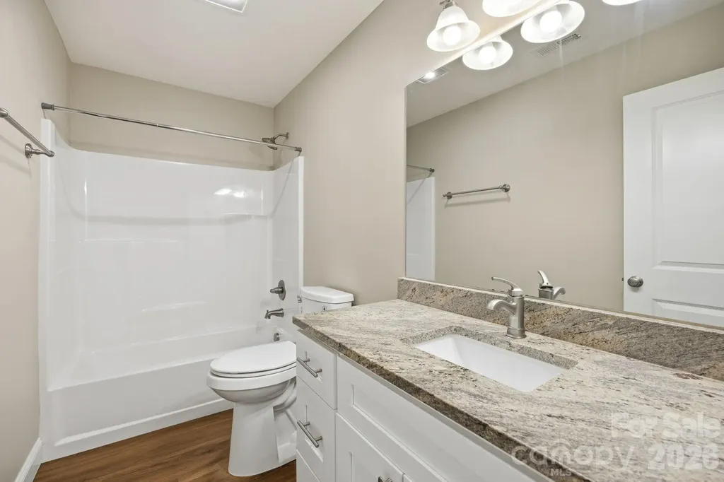 9 Half Moon Drive Swannanoa NC 28778