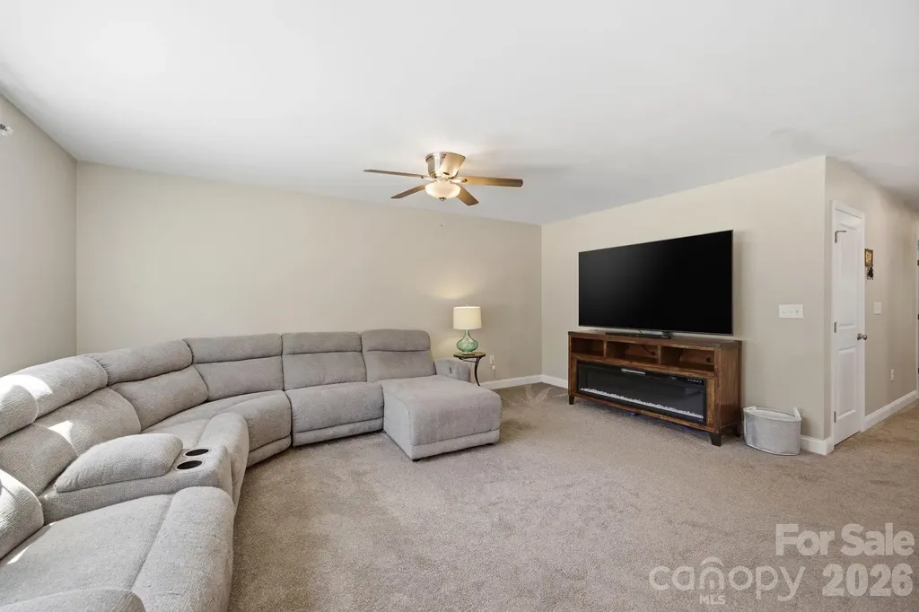 9 Half Moon Drive Swannanoa NC 28778