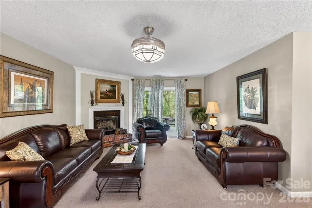 7142 Little Mountain Road Sherrills Ford NC 28673