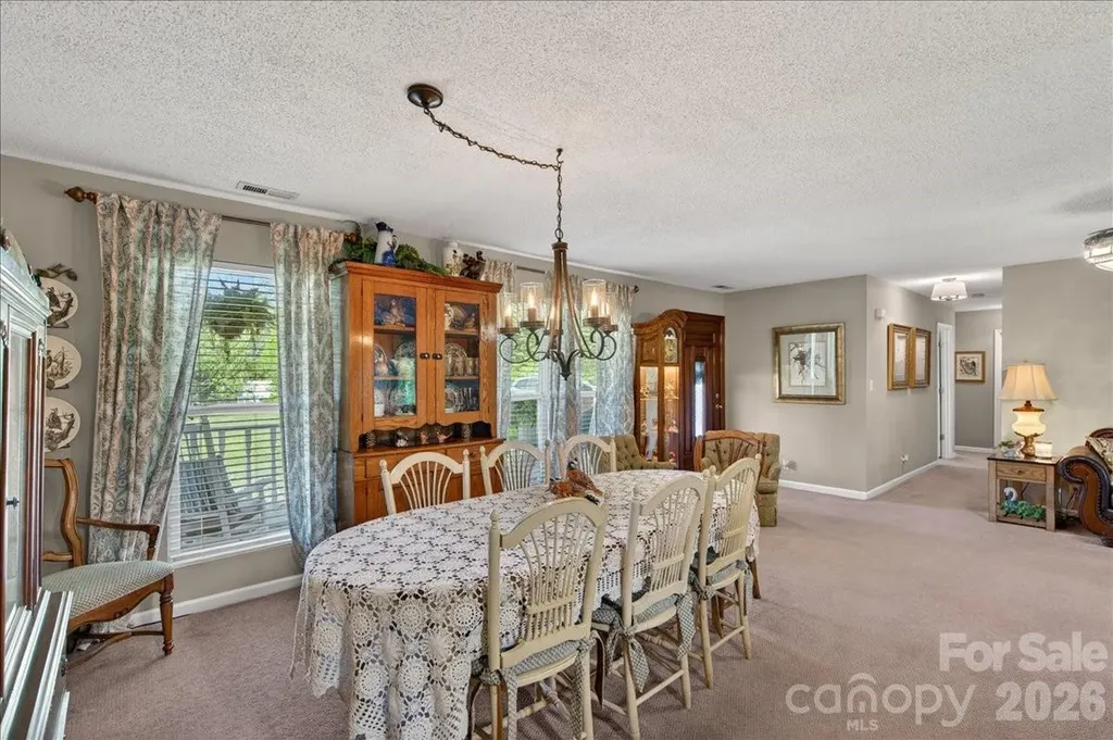 7142 Little Mountain Road Sherrills Ford NC 28673