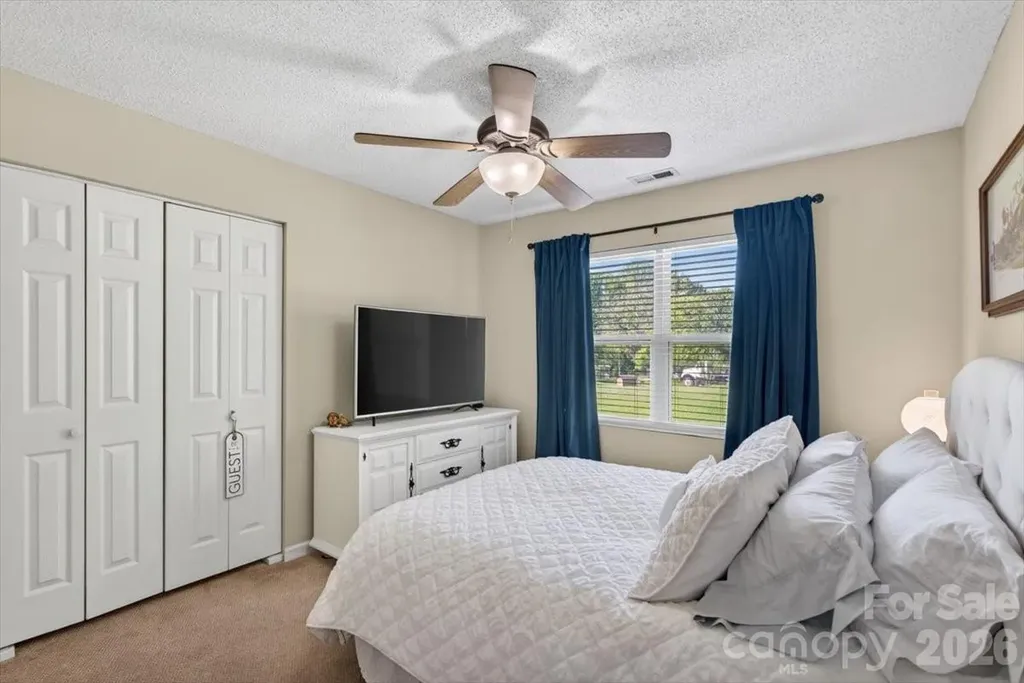 7142 Little Mountain Road Sherrills Ford NC 28673