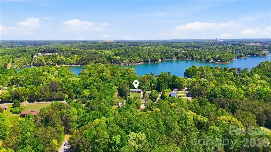 7142 Little Mountain Road Sherrills Ford NC 28673