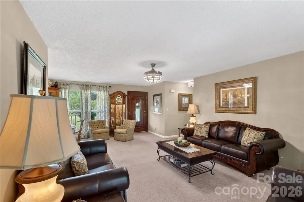 7142 Little Mountain Road Sherrills Ford NC 28673