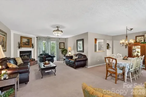 7142 Little Mountain Road Sherrills Ford NC 28673