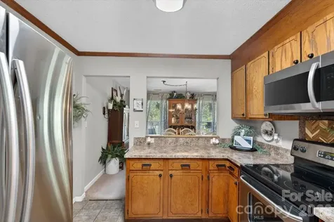 7142 Little Mountain Road Sherrills Ford NC 28673