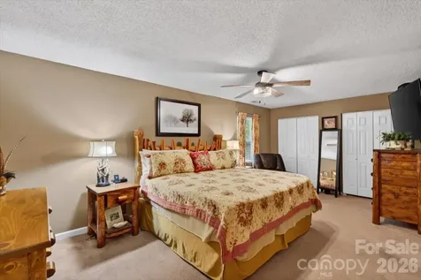 7142 Little Mountain Road Sherrills Ford NC 28673