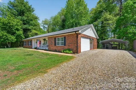 7142 Little Mountain Road Sherrills Ford NC 28673