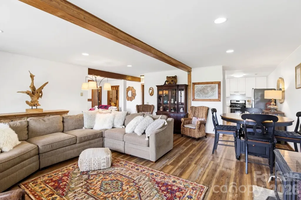 6 Orchard Knob Lane Black Mountain NC 28711