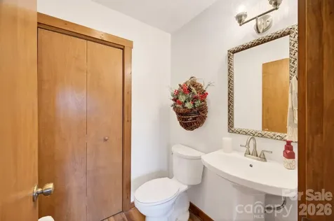 6 Orchard Knob Lane Black Mountain NC 28711