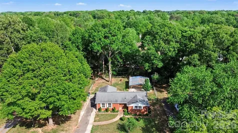 3220 Wiseman Drive Charlotte NC 28227