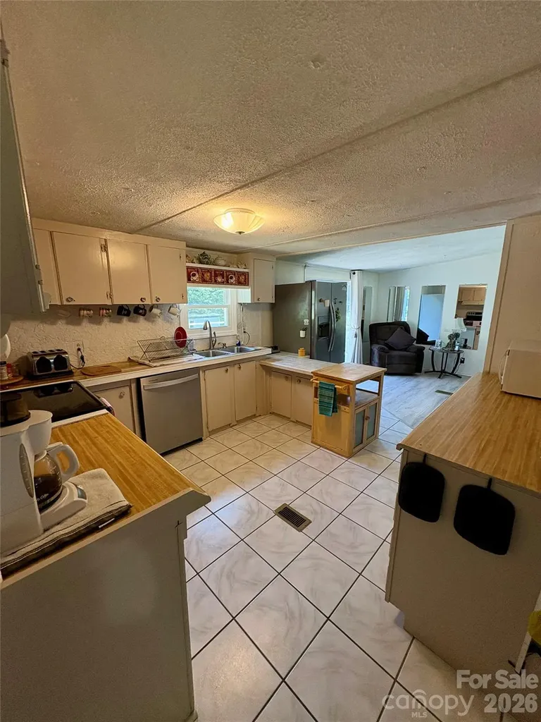 5022 Wrenn Drive Denver NC 28037