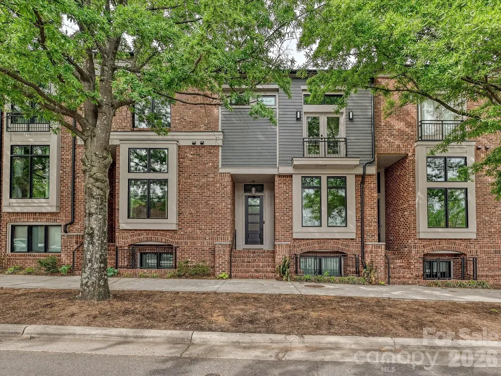 432 E 33rd Street Charlotte NC 28205