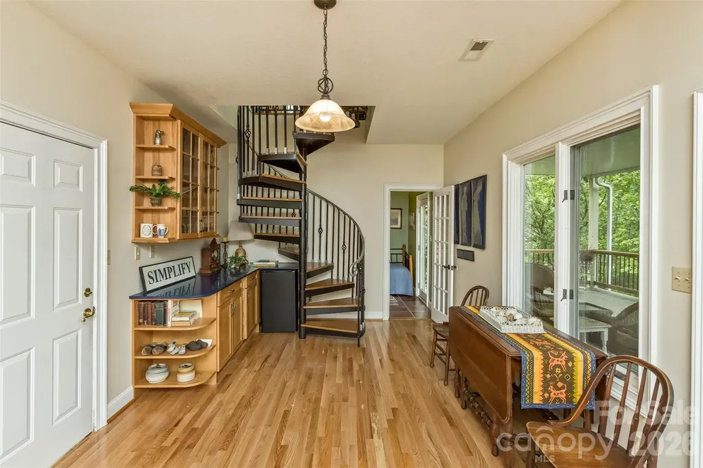 25 Windsong Drive Fairview NC 28730