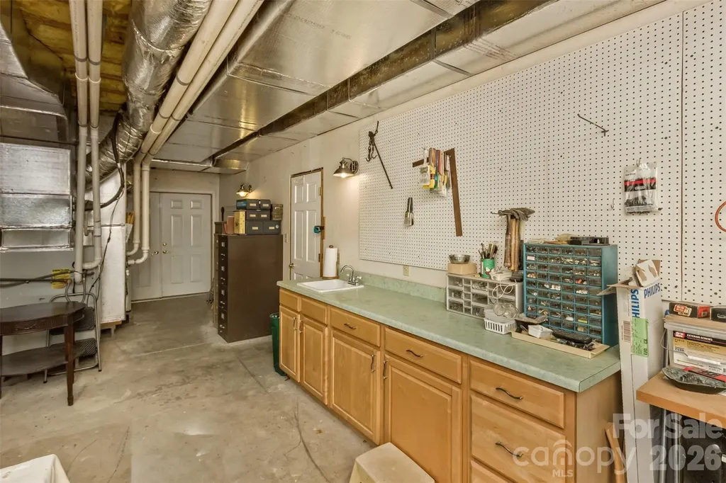 25 Windsong Drive Fairview NC 28730