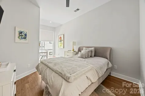 1062 Kenilworth Avenue Charlotte NC 28204