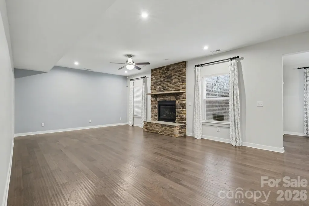 10474 Black Locust Lane Charlotte NC 28215