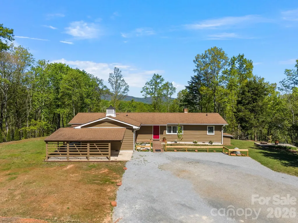 110 Persimmon Hill Court Columbus NC 28722