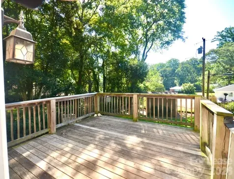 544 Manhasset Road Charlotte NC 28209