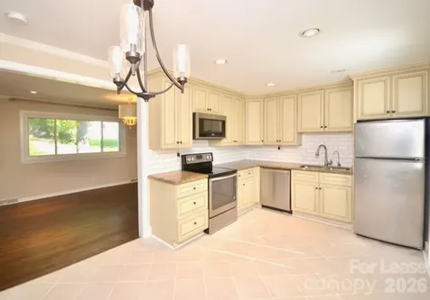 544 Manhasset Road Charlotte NC 28209