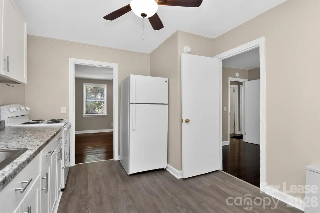 1011 Lomond Avenue Charlotte NC 28206