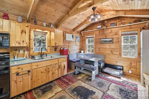 307 Dancing Leaf Lane Bakersville NC 28705
