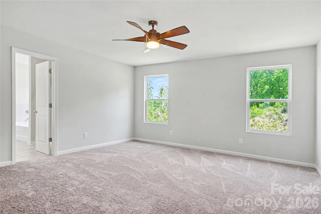 5048 Thomasville Drive Belmont NC 28012