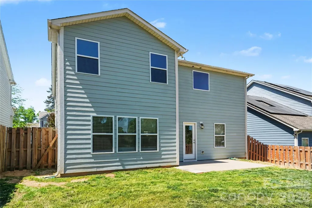 5048 Thomasville Drive Belmont NC 28012