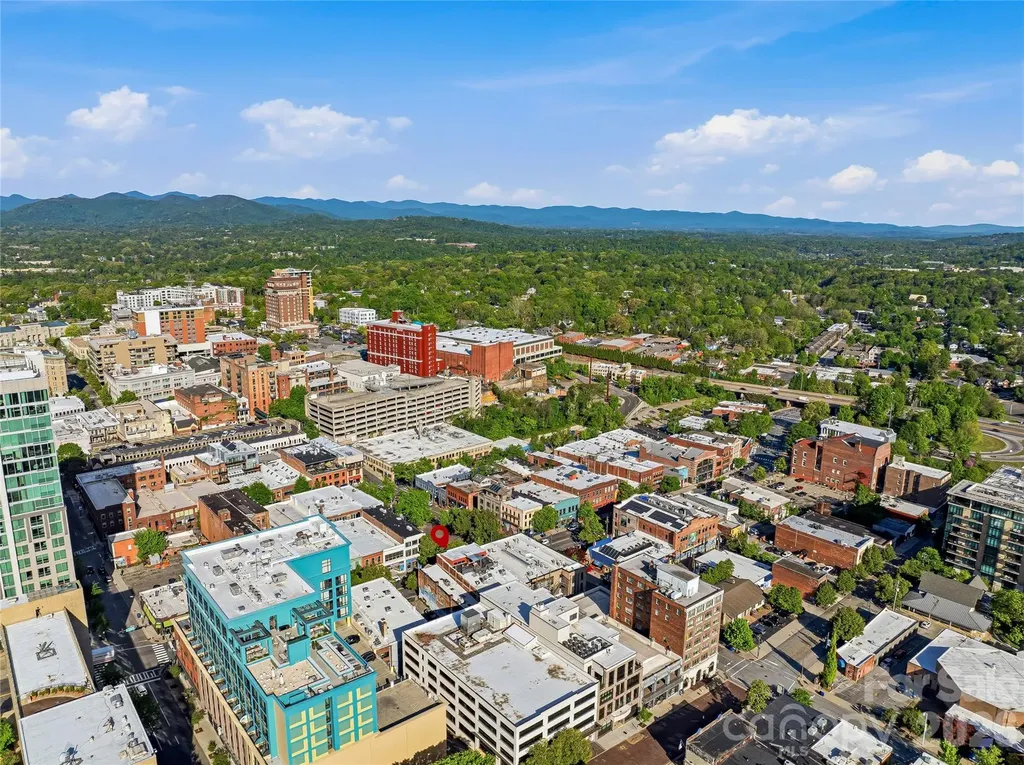32 Broadway Street Asheville NC 28801