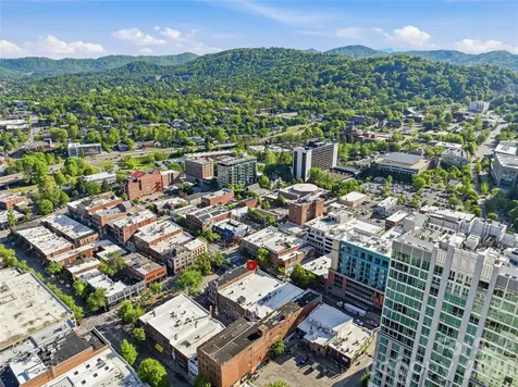 32 Broadway Street Asheville NC 28801