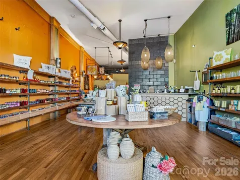 32 Broadway Street Asheville NC 28801