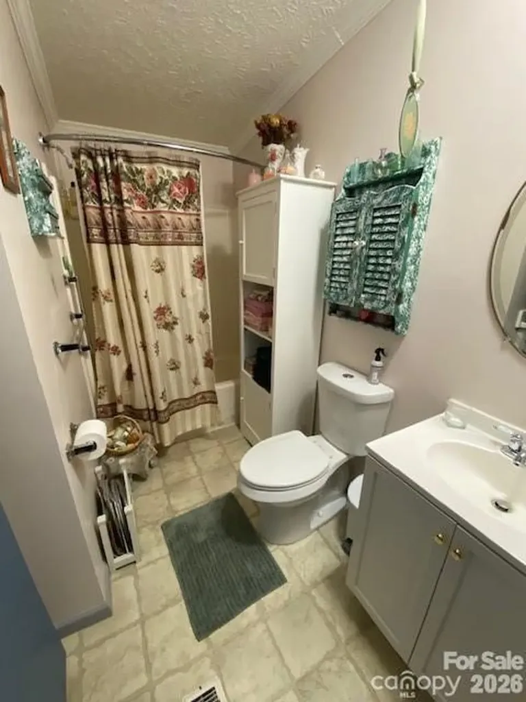 114 Ashford Drive Olin NC 28660