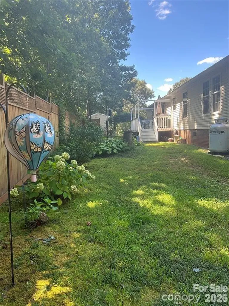 114 Ashford Drive Olin NC 28660