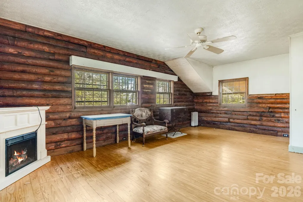 770 Echo Hill Drive Green Mountain NC 28704