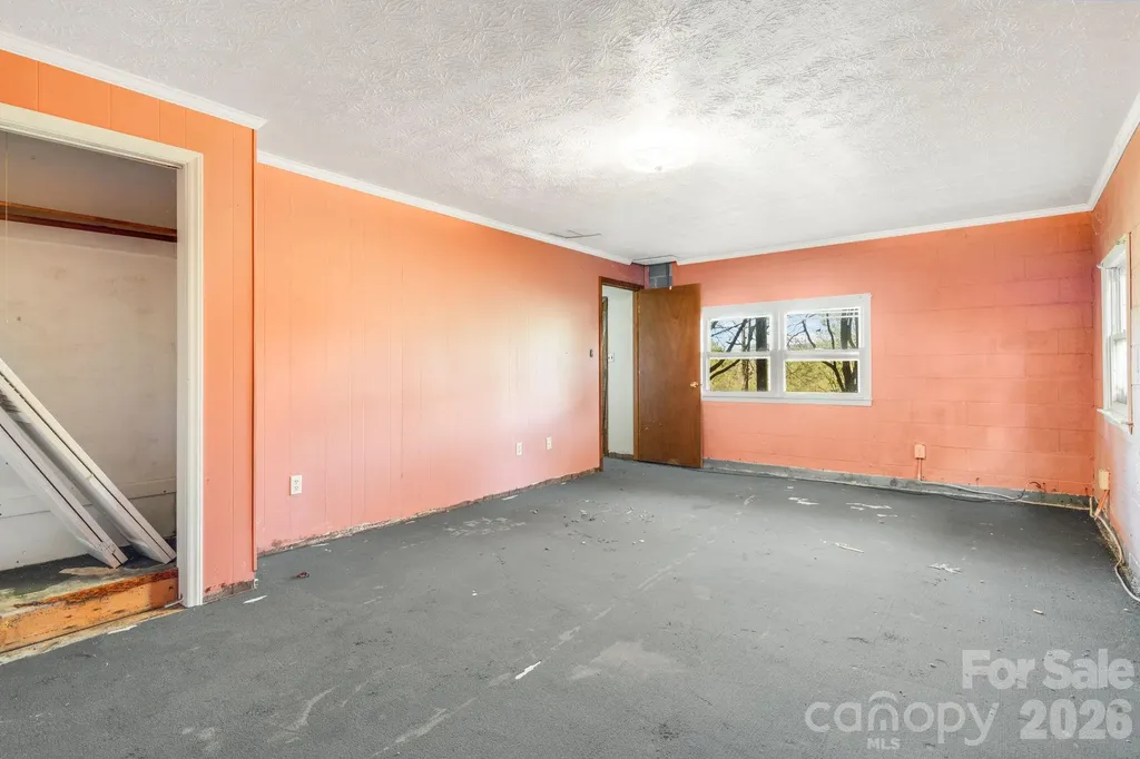 770 Echo Hill Drive Green Mountain NC 28704