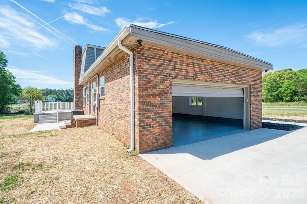 2765 S Lafayette Street Shelby NC 28152