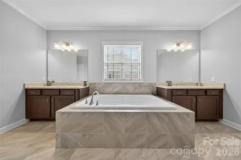 2166 Stratton Place Fort Mill SC 29708