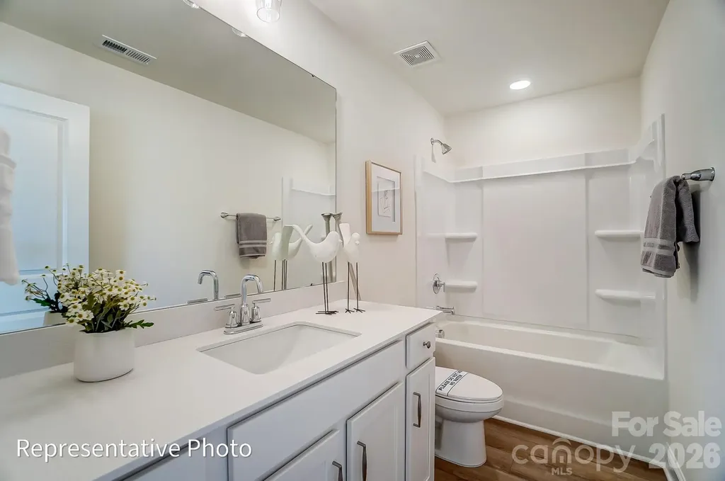 13127 Foxberry Road Charlotte NC 28213