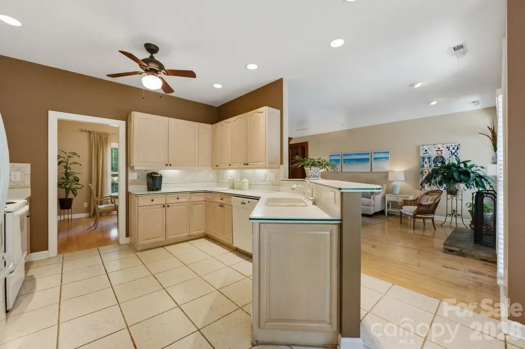 8247 Camelia Lane Denver NC 28037
