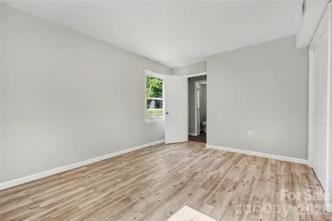 5439 Kerry Lane Charlotte NC 28215