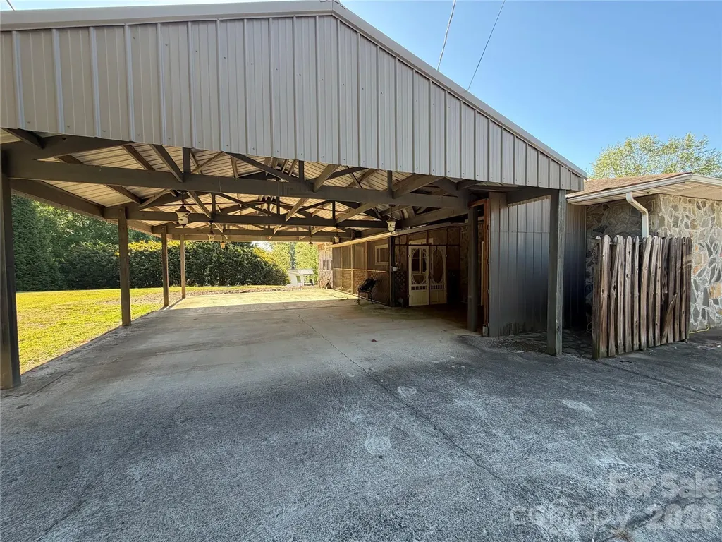 3838 Cliffside Road Mooresboro NC 28114