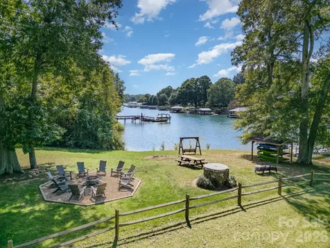 118 Waterfowl Lane Mooresville NC 28117