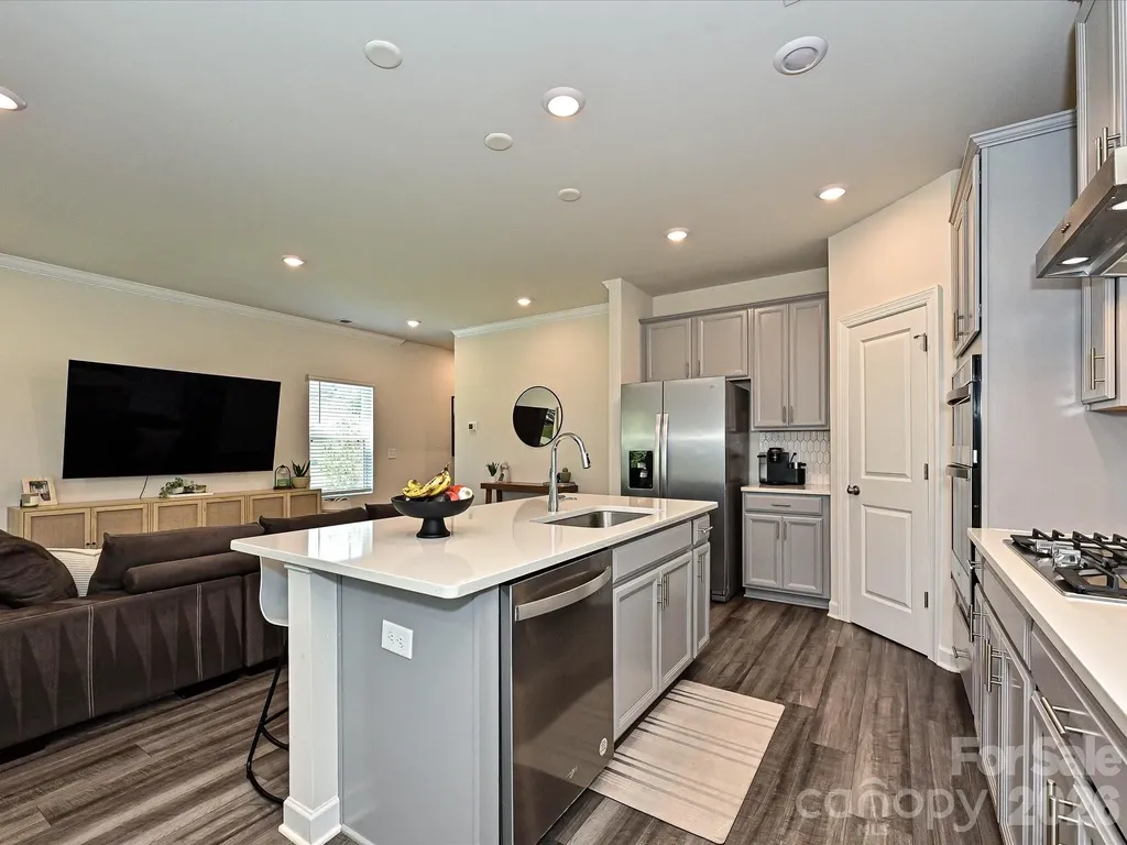 11202 Broadbent Court Charlotte NC 28278