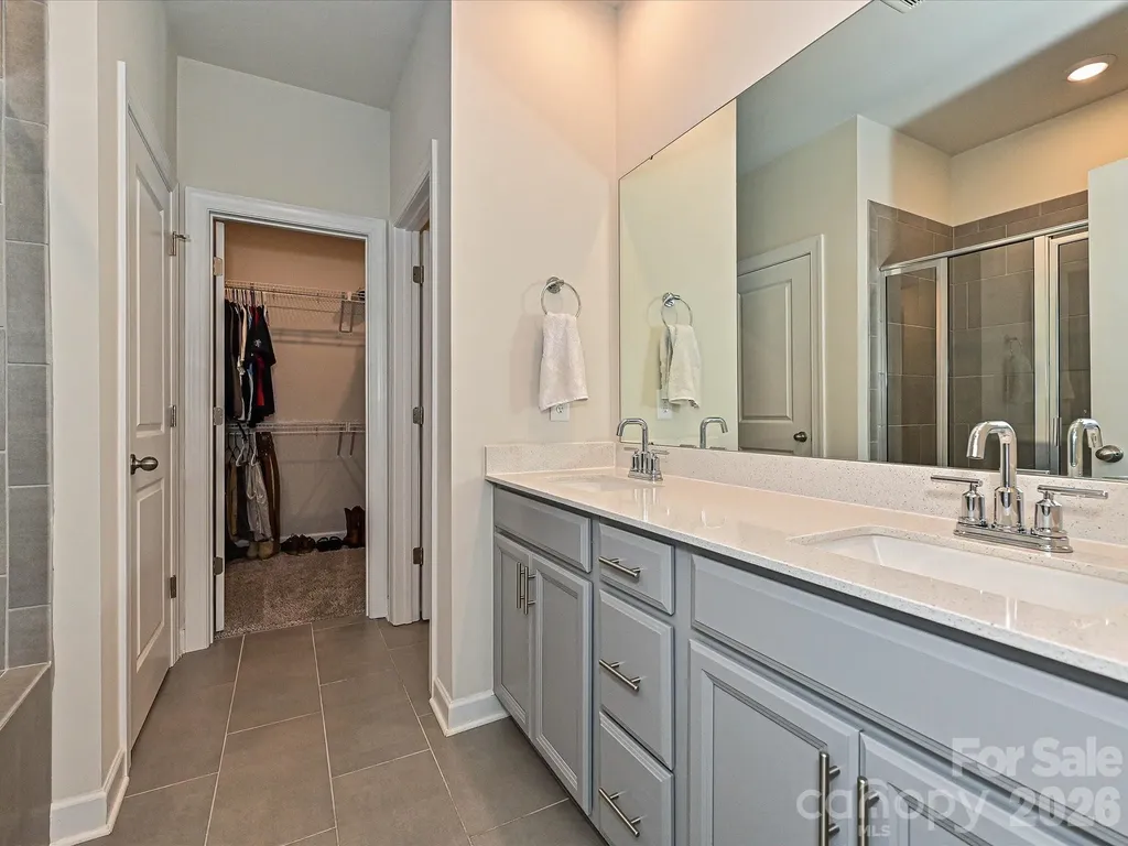 11202 Broadbent Court Charlotte NC 28278