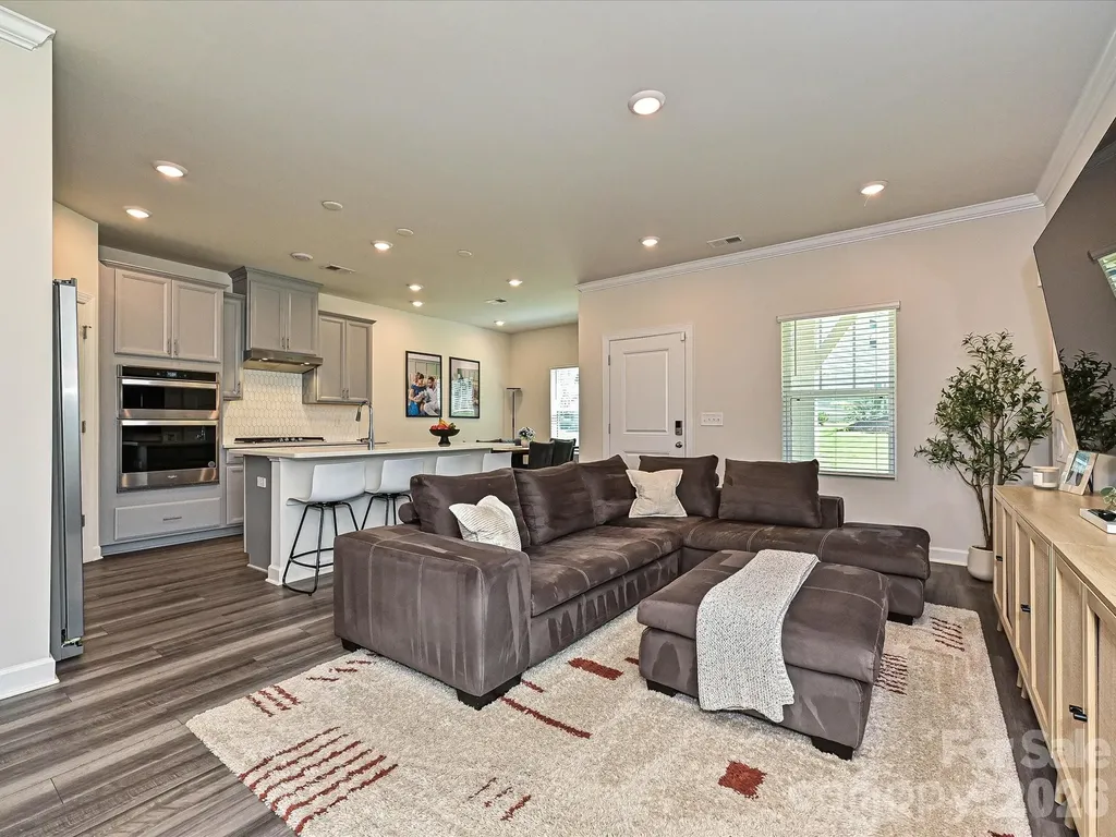 11202 Broadbent Court Charlotte NC 28278