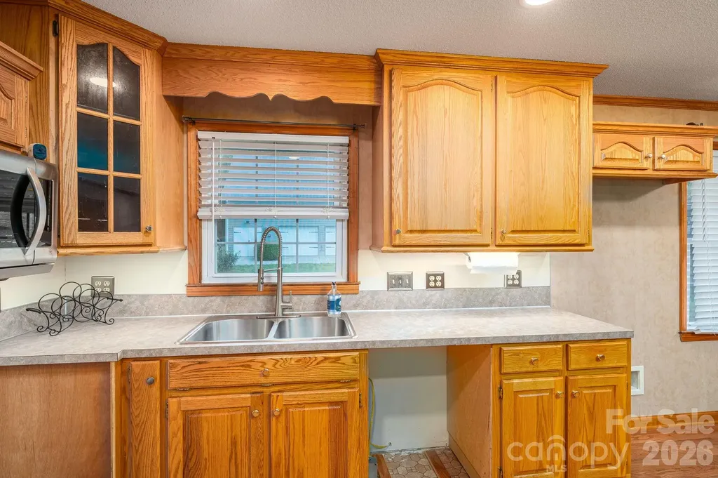 5519 Dallas High Shoals Highway Dallas NC 28034